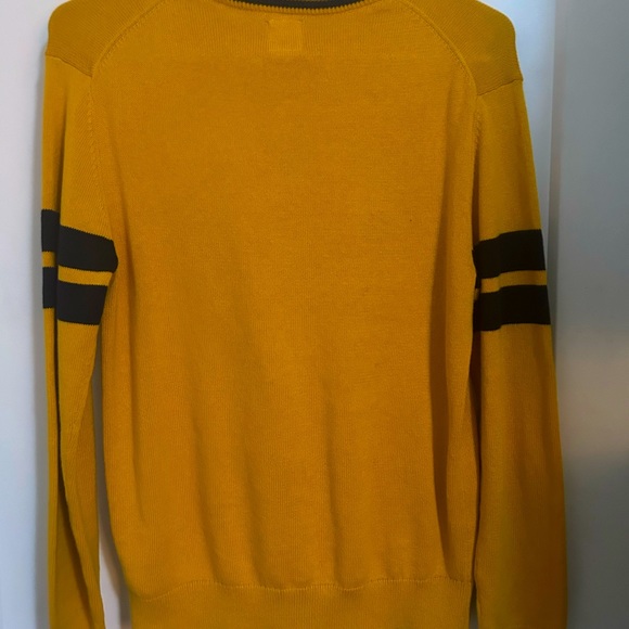 Size 12 boy sweater never wore without tag. Great for evening or casual wear. - Picture 2 of 2